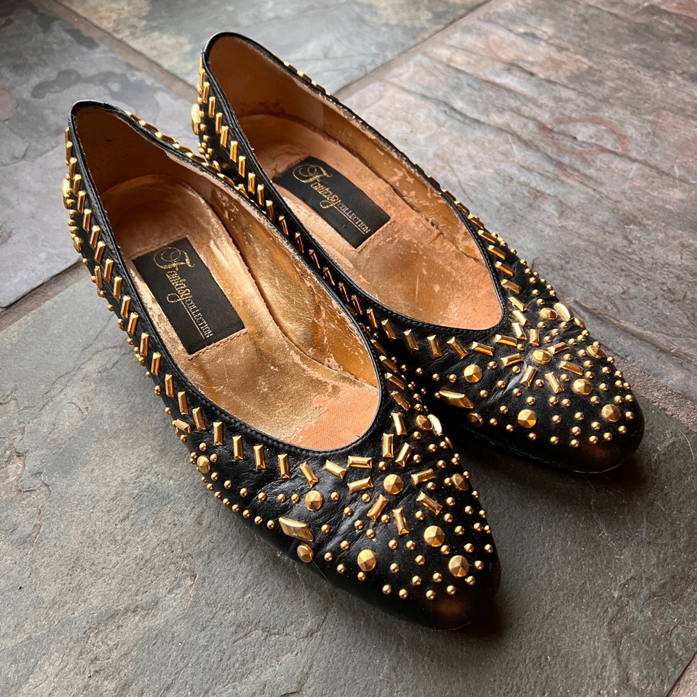 Size 6 bling heel pumps
